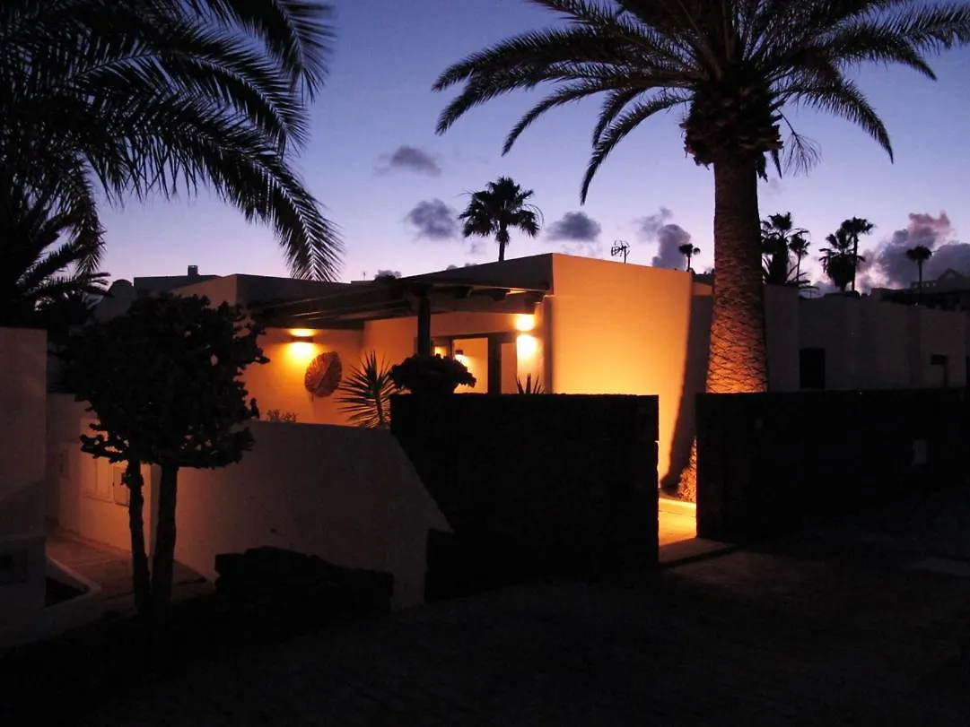Bungalow Lido-Playa Roca Residence With Sea Front Access - Free Ac - Wifi Costa Teguise Espagne