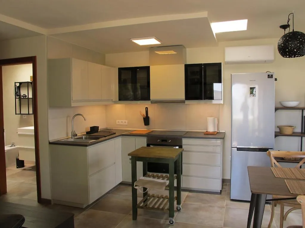 Bungalow Lido-Playa Roca Residence With Sea Front Access - Free Ac - Wifi Costa Teguise 0*,